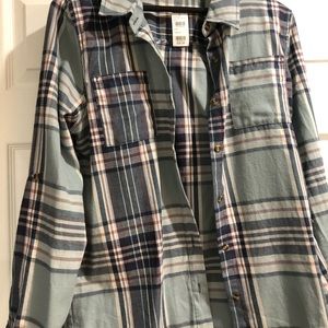 Tilly’s Oversized button down